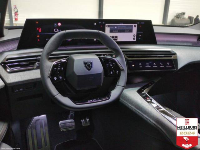 Peugeot 5008 image 2