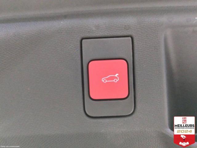 Peugeot 5008 image 1