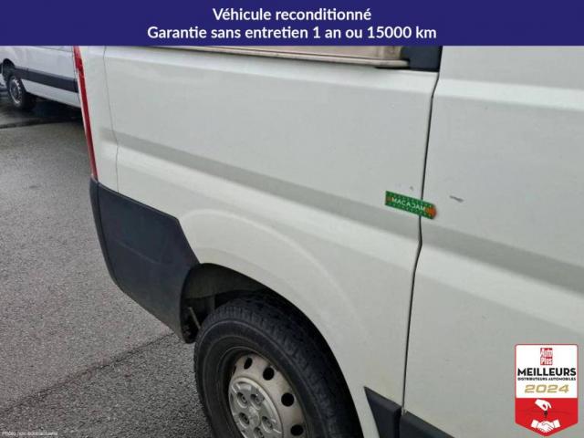 Peugeot Boxer image 2