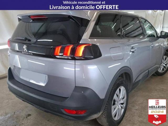 Peugeot 5008 image 2