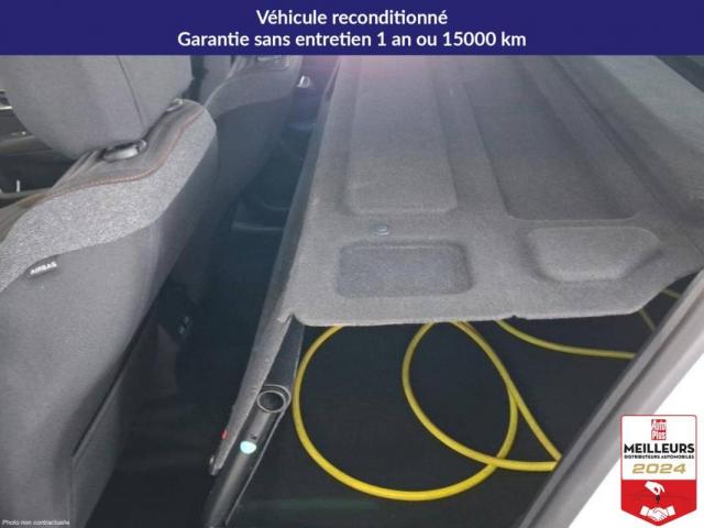 Peugeot 208 image 1