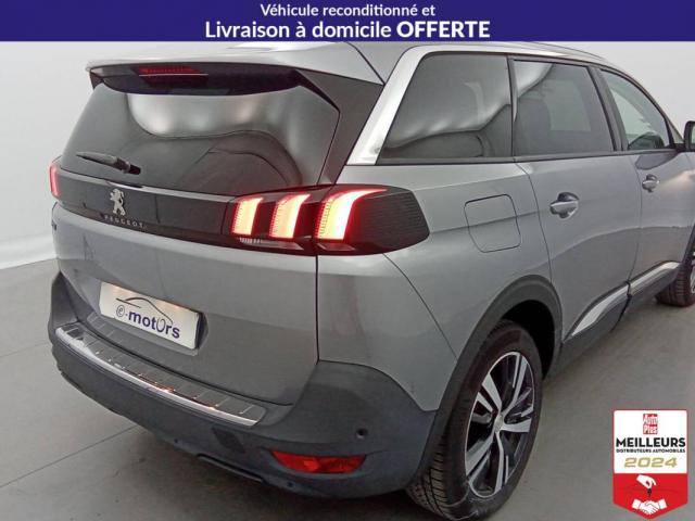 Peugeot 5008 image 6