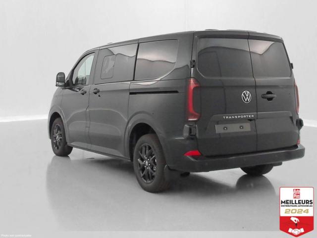 Volkswagen Transporter image 3