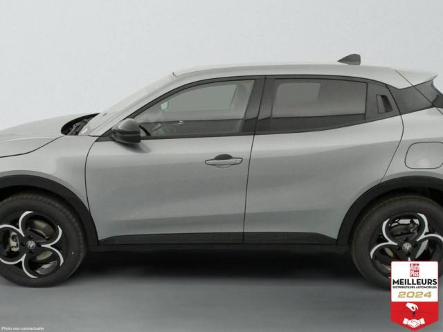 Alfa Romeo Junior image 2