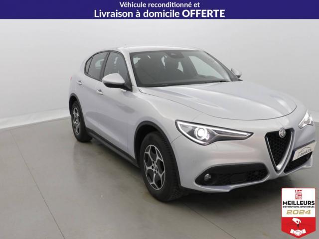 Alfa Romeo Stelvio image 8