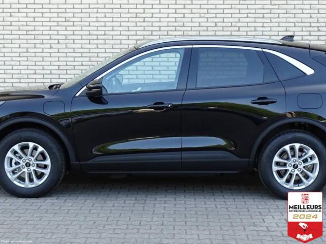 Ford Kuga image 2
