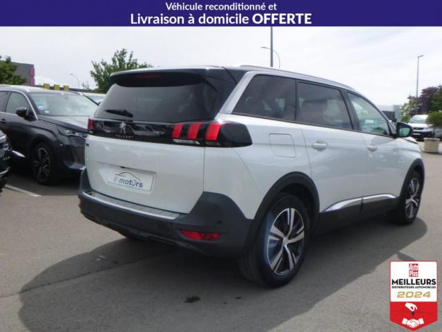 Peugeot 5008 image 9