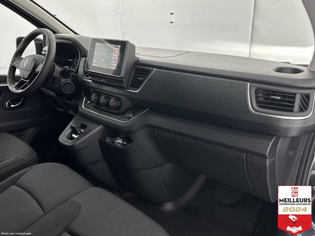 Renault Trucks Trafic image 7