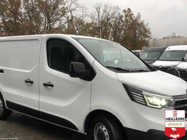 Renault Trafic image 9