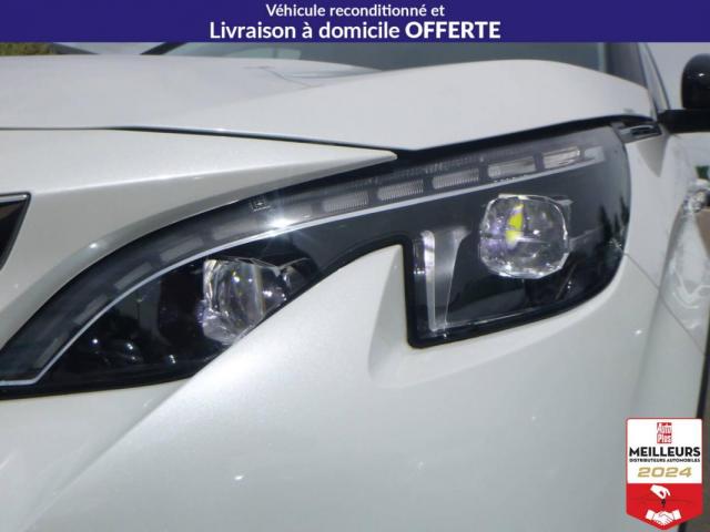 Peugeot 5008 image 1