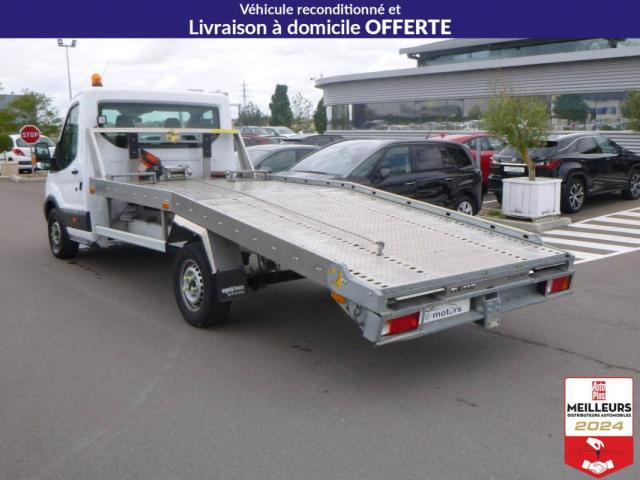 Ford Transit image 2
