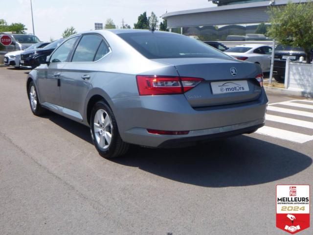 Skoda Superb image 3