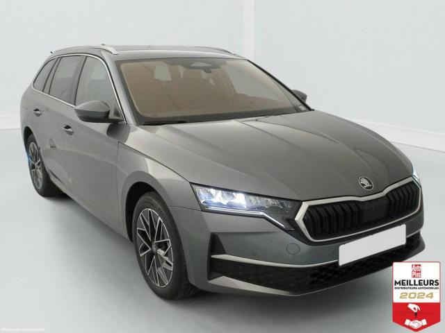 Skoda Octavia image 2