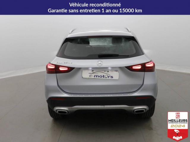 Mercedes Benz Gla image 1