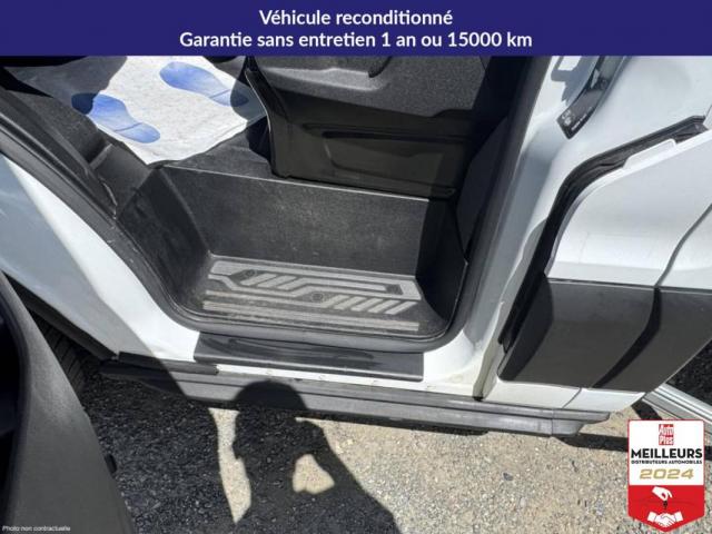 Ford Transit image 2