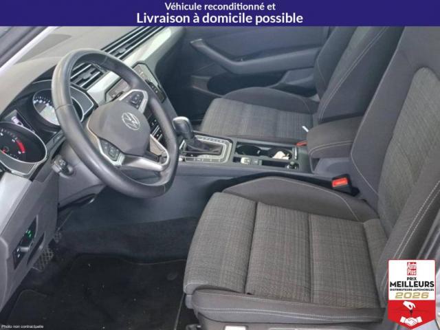 Volkswagen Passat image 2