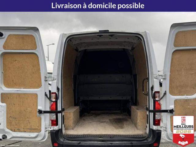 Renault Master image 2