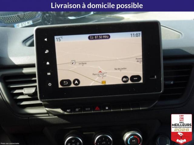 Renault Trafic image 8