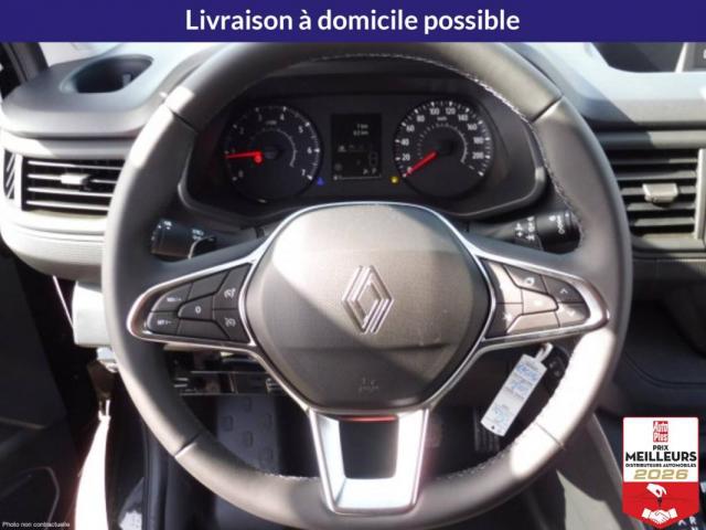 Renault Trafic image 2