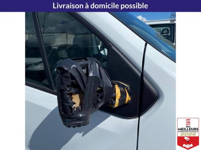 Renault Trafic image 2