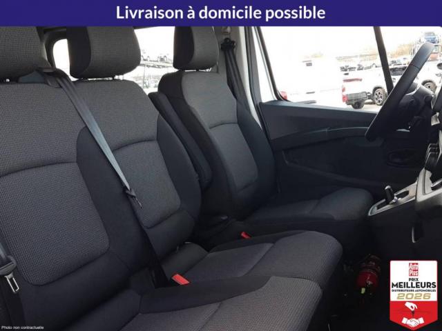Renault Trafic image 1