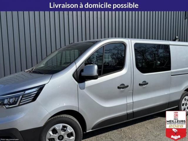 Renault Trafic image 2