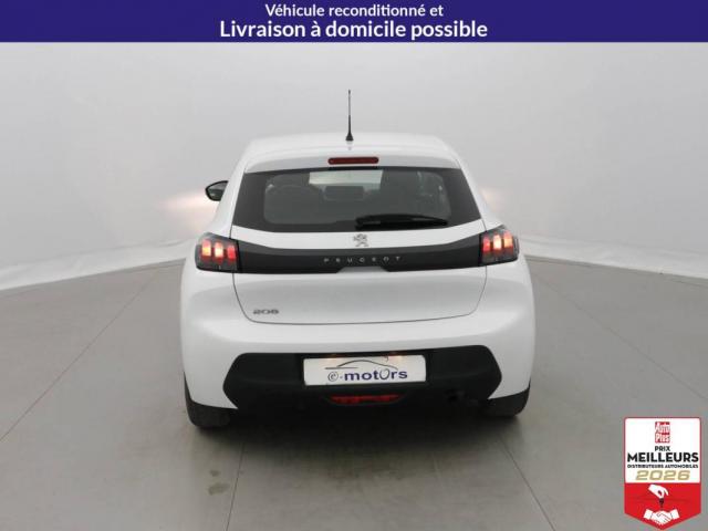 Peugeot 208 image 8