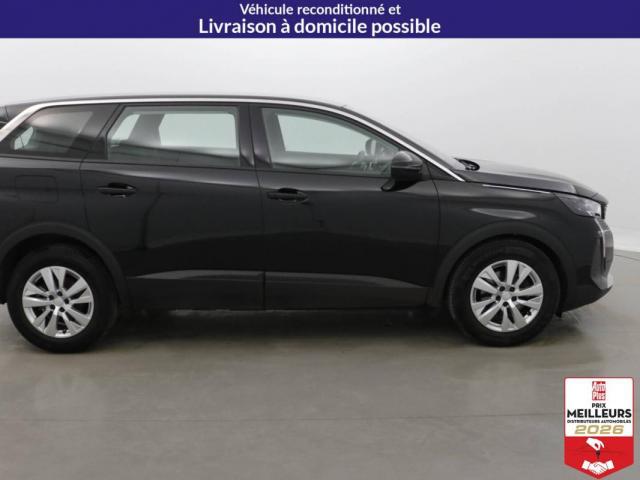 Peugeot 5008 image 1