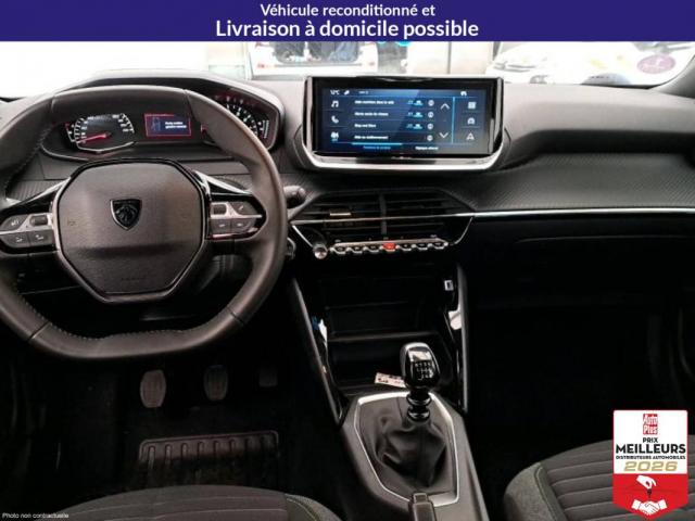 Peugeot 2008 image 3