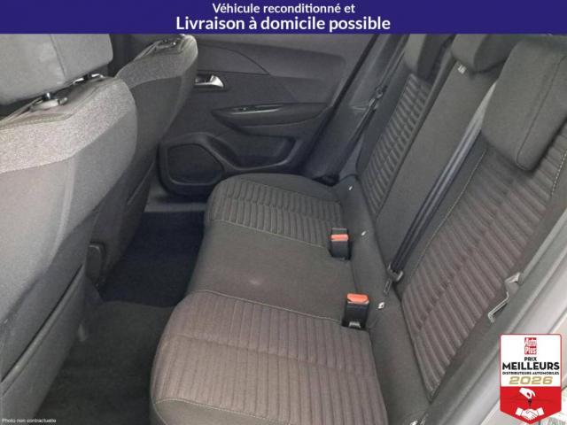 Peugeot 2008 image 2