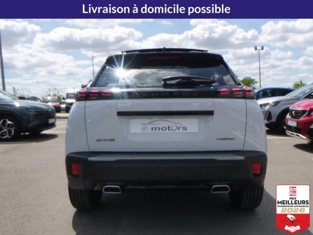 Peugeot 2008 image 2