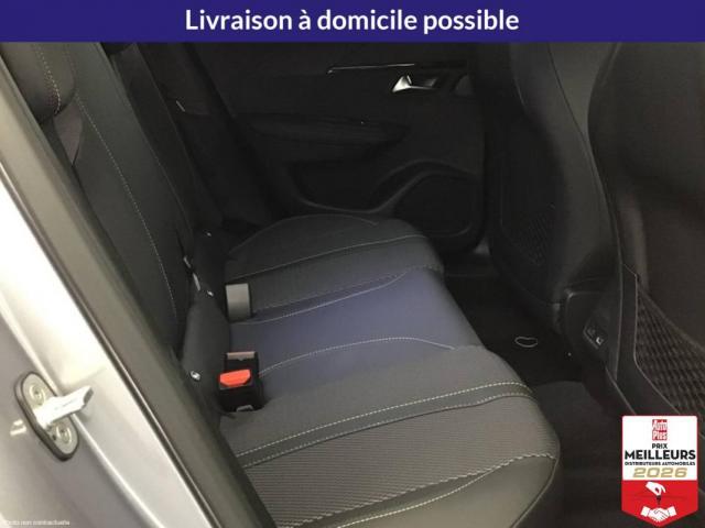 Peugeot 2008 image 6