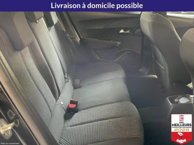 Peugeot 2008 image 3