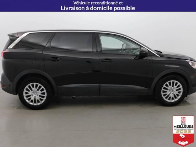Peugeot 5008 image 2