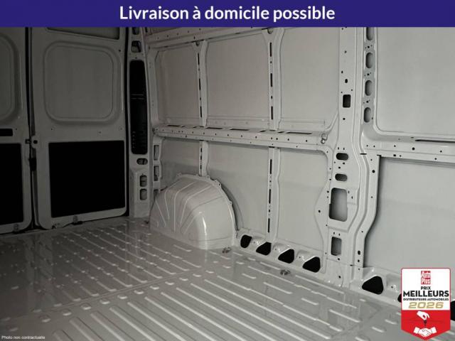 Peugeot Boxer image 1
