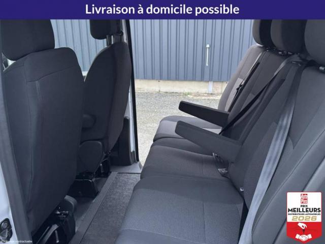 Citroen Jumpy image 2