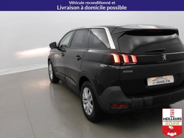 Peugeot 5008 image 6