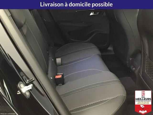 Peugeot 2008 image 2