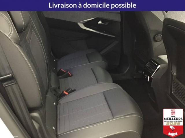 Peugeot 5008 image 1