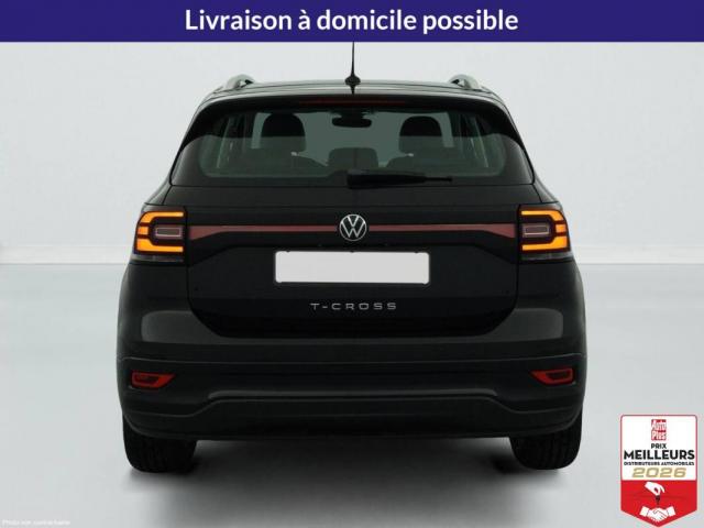 Volkswagen T-Cross image 2