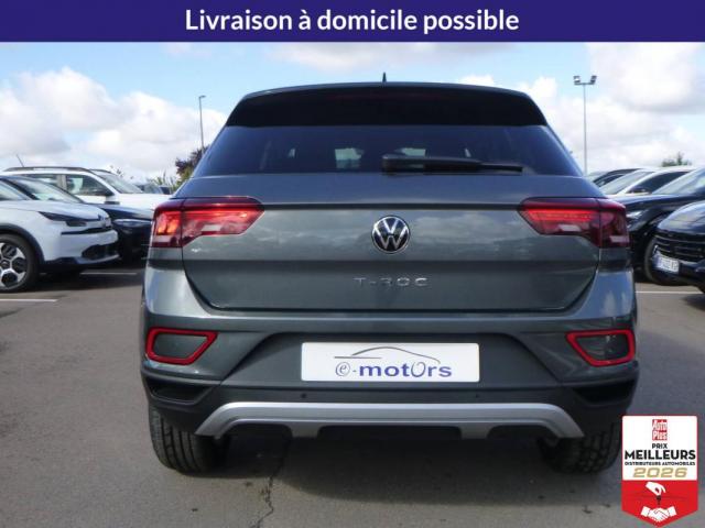 Volkswagen T-Roc image 2
