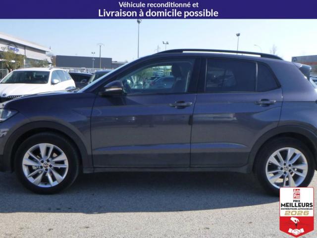 Volkswagen T-Cross image 2