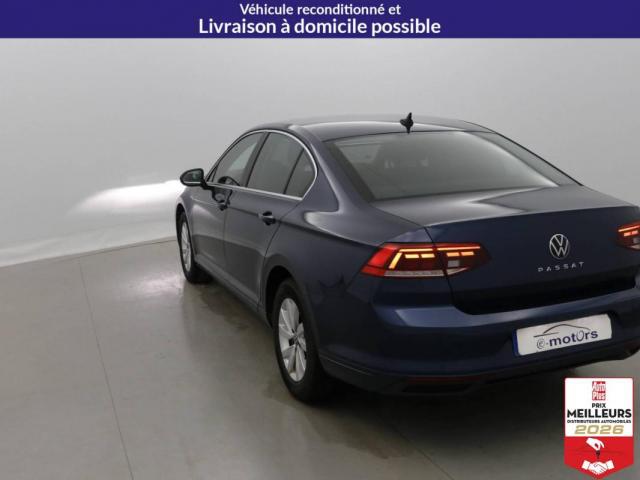 Volkswagen Passat image 7