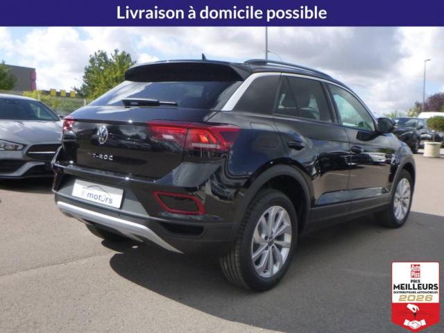 Volkswagen T-Roc image 2