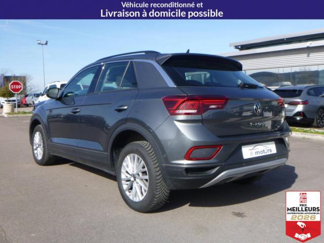 Volkswagen T-Roc image 9
