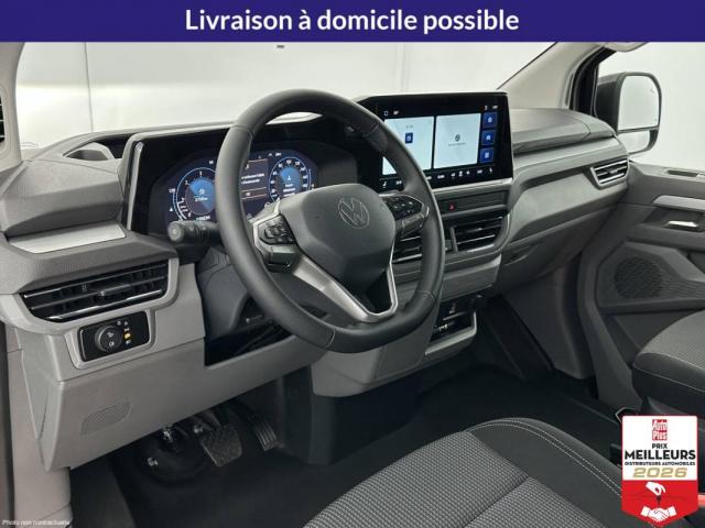 Volkswagen Transporter image 2