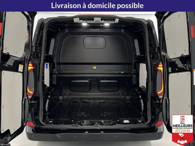 Volkswagen Transporter image 6