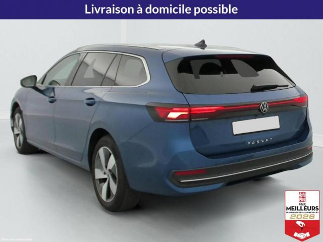 Volkswagen Passat image 2