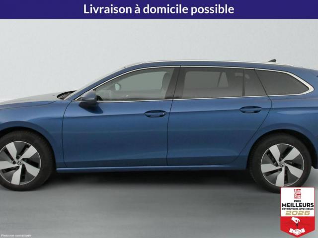 Volkswagen Passat image 8