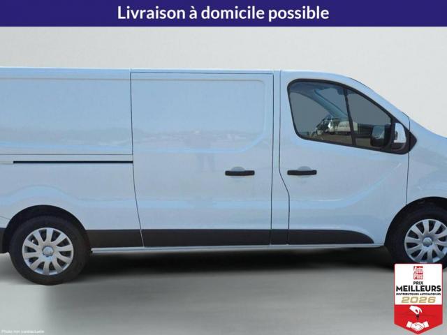 Nissan Primastar image 9